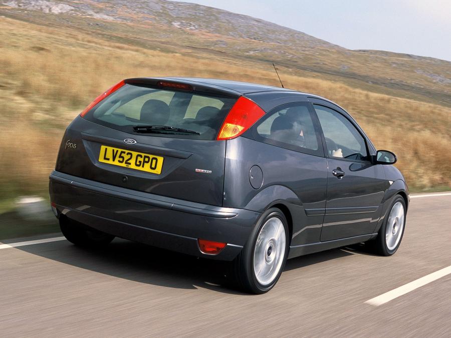  Ford Focus ST170 2002 года  (фото 9 из 18)